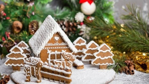 How To Make A Gingerbread House Yourself - Chocolate & More Delights